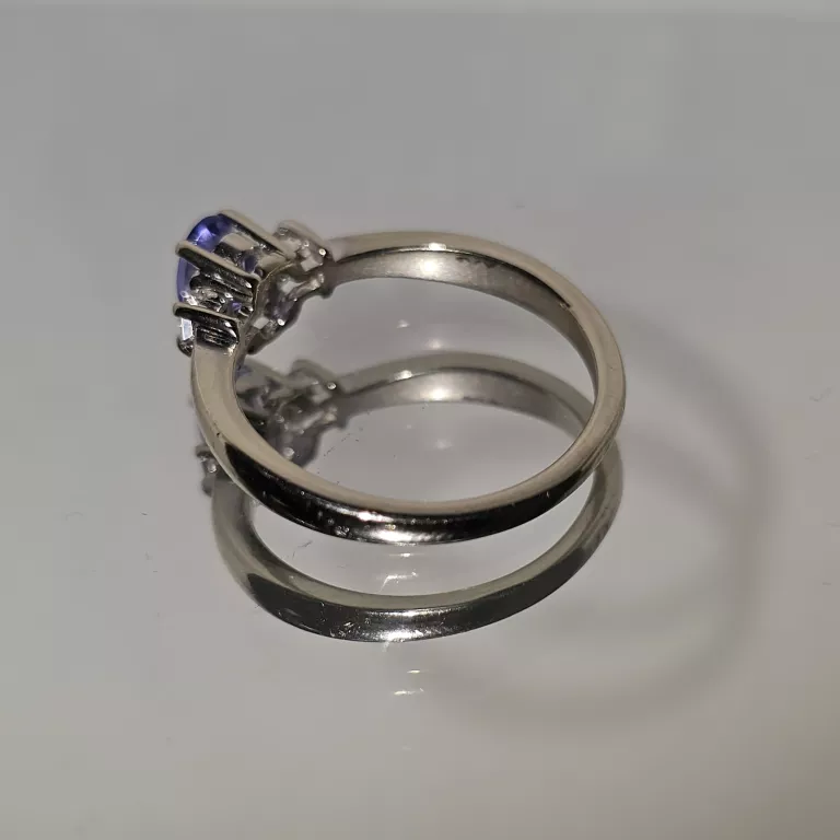 pierscionek-biale-zloto-z-tanzanitem-certyfikat-265g58513-rodzaj-2205-16