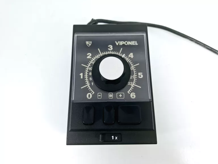 VIPONEL S15 - ZEGAR CIEMNIOWY