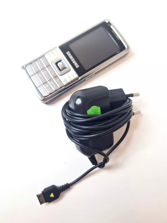 TELEFON SAMSUNG MODEL: SGH-L700
