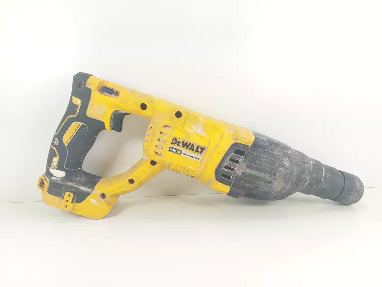 MŁOTOWIERTARKA DEWALT DCH133