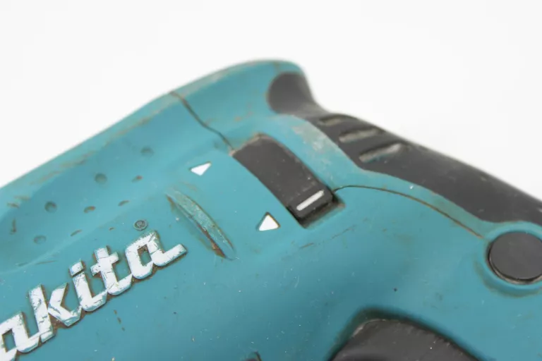 MŁOTOWIERTARKA MAKITA HR2470