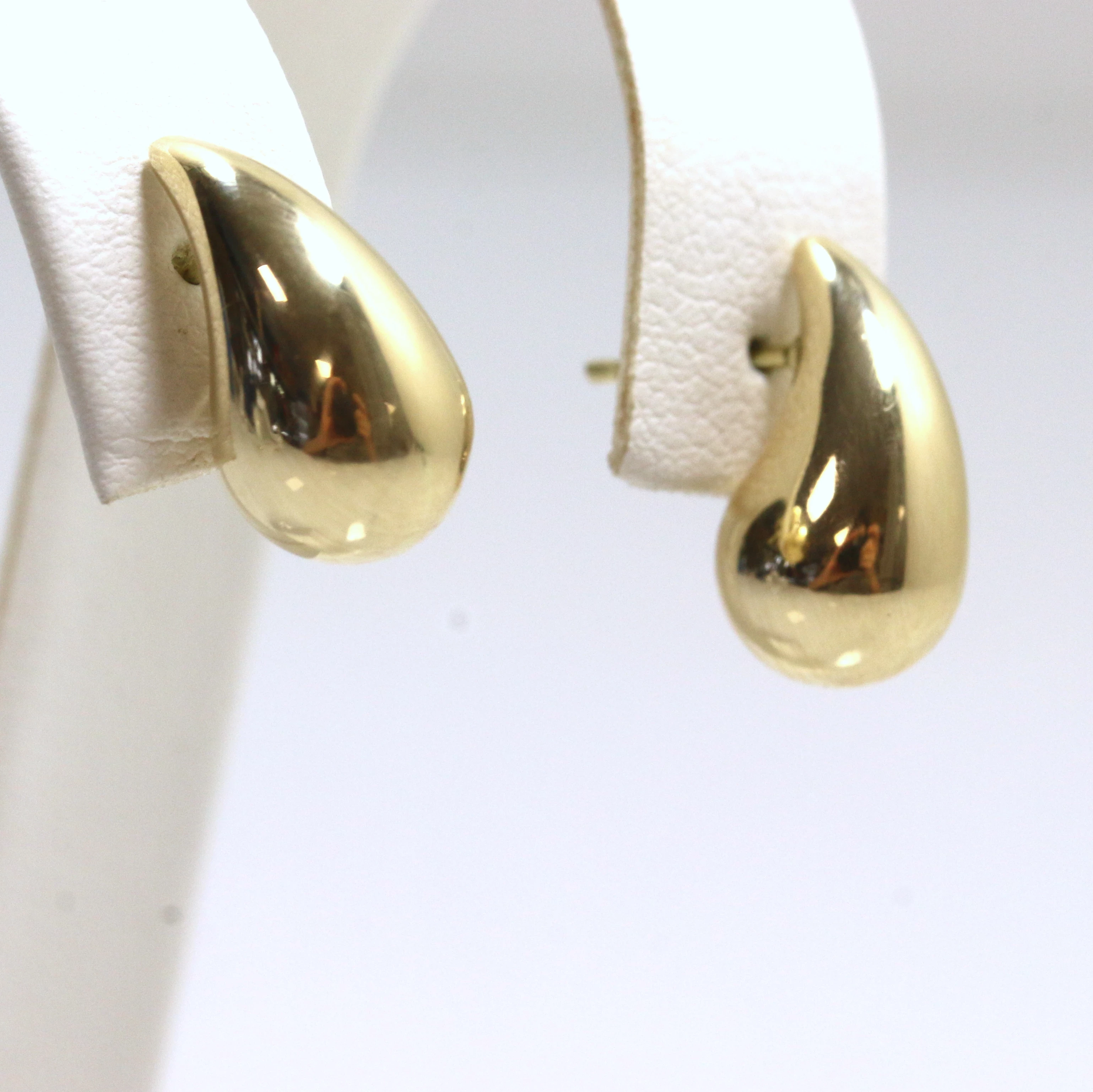 zlote-kolczyki-p585-178g-krople-kamien-17088-128