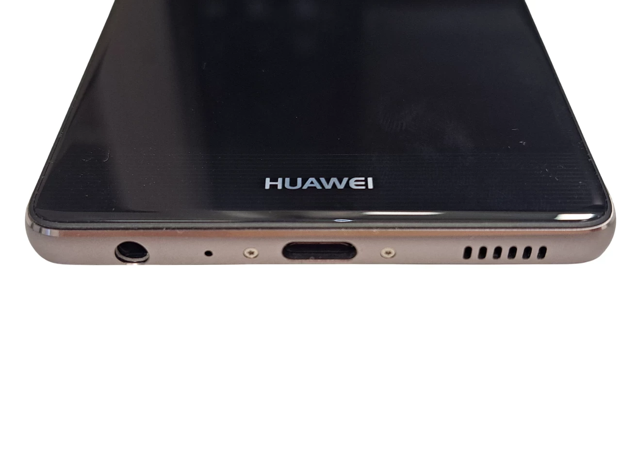 telefon-huawei-p9-3gb32gb-52-3000mah-wbudowana-pamiec-202869-214197