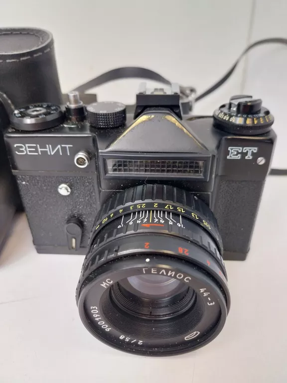 APARAT ZENIT ET