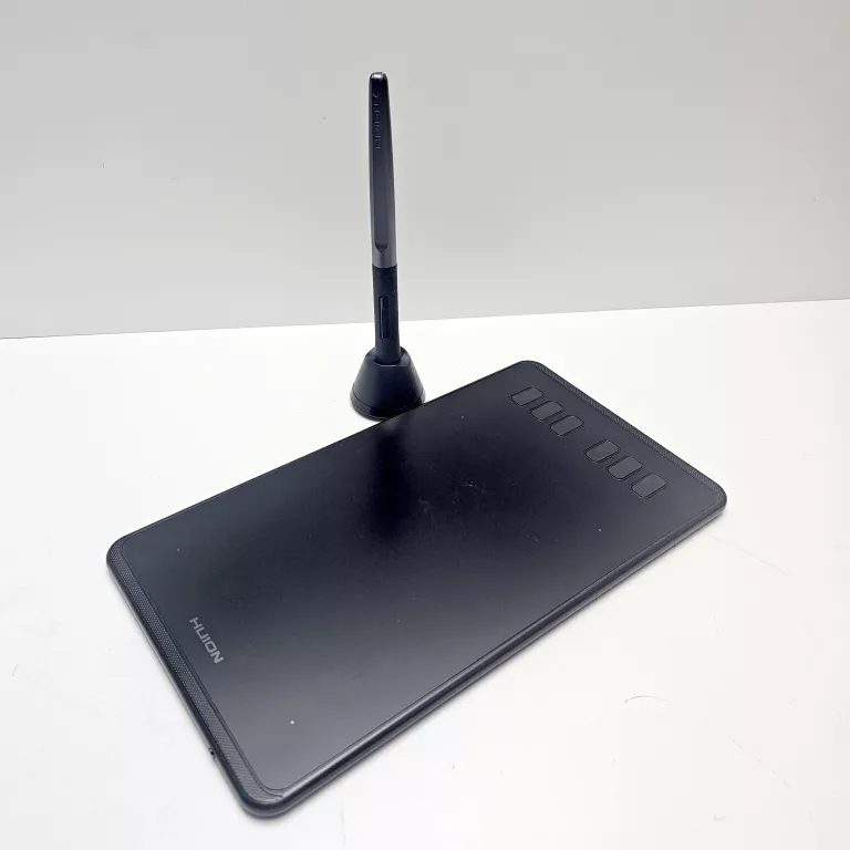 TABLET GRAFICZNY HUION INSPIROY H640P KOMPLET