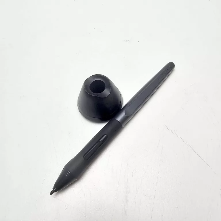 TABLET GRAFICZNY HUION INSPIROY H640P KOMPLET