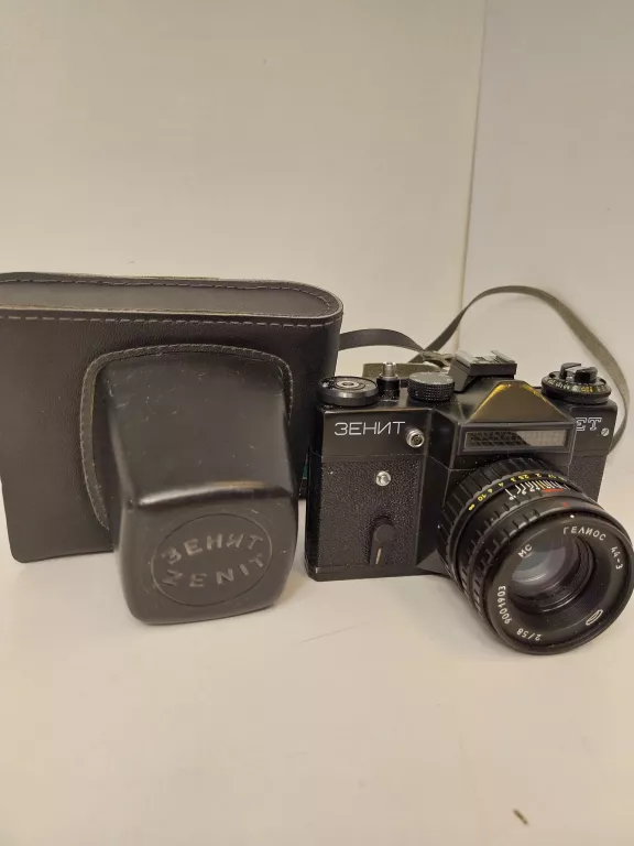 APARAT ZENIT ET
