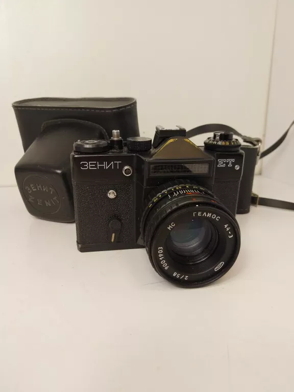 APARAT ZENIT ET