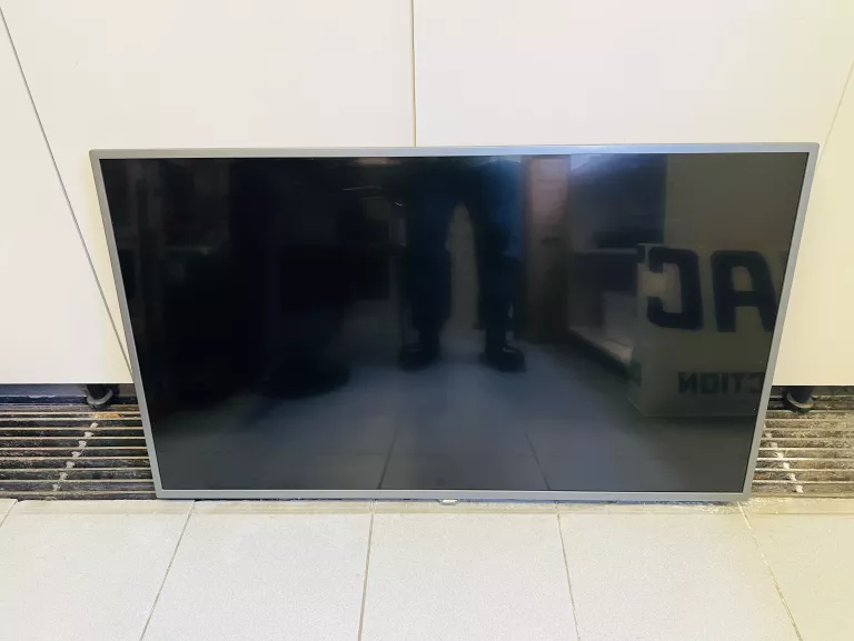 TV PHILIPS 43PUS7303 ANDROID NETFLIX PILOT OPIS !!!