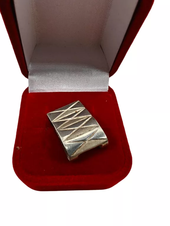 SREBRNA ZAWIESZKA 2,78G