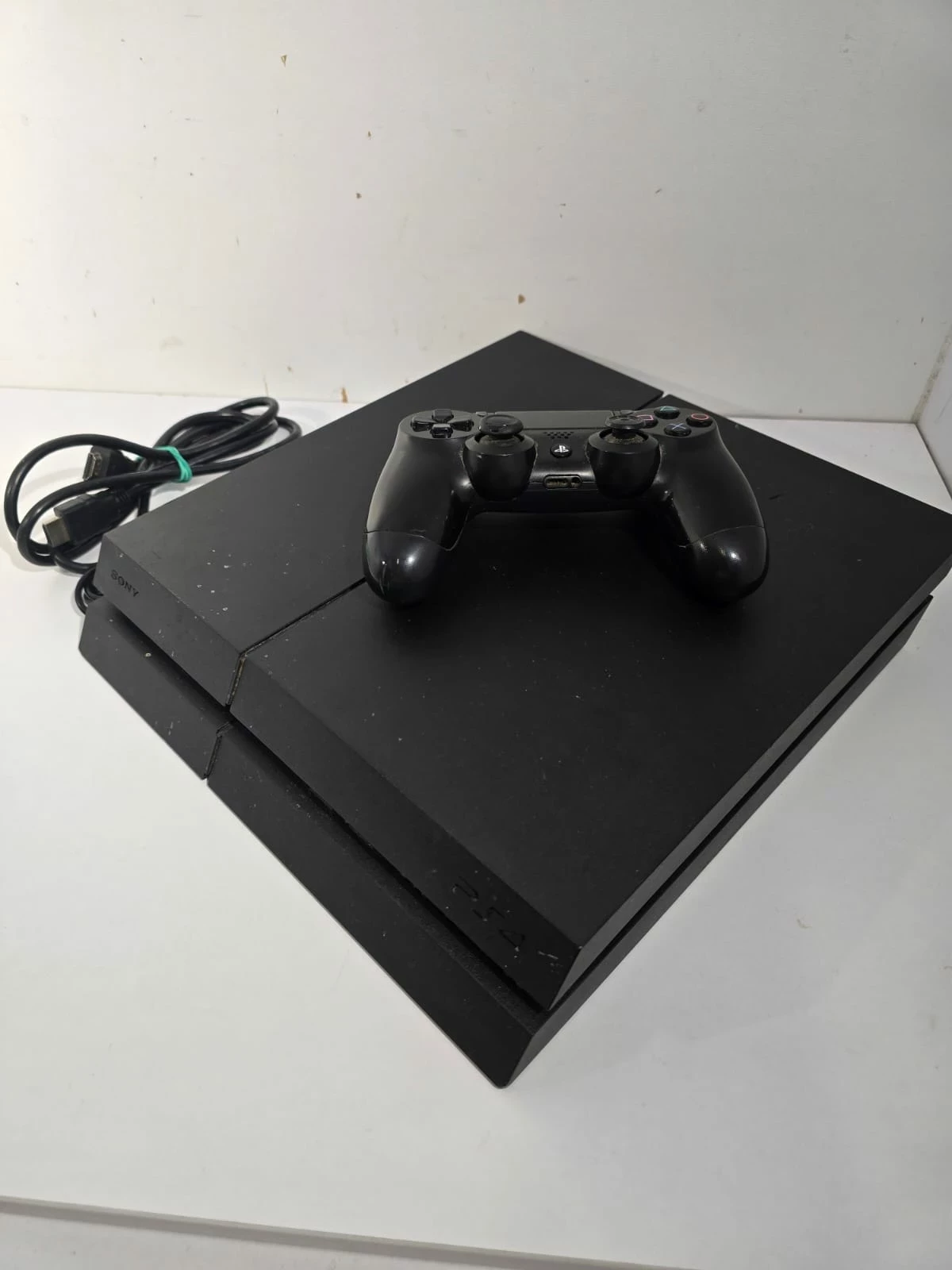 konsola-ps4-okablowanie-uszkodzony-port-hdmi-gry-w-zestawie-205998-225570