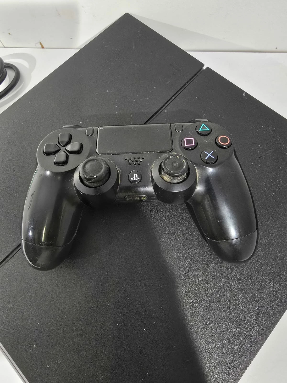 konsola-ps4-okablowanie-uszkodzony-port-hdmi-liczba-kontrolerow-w-zestawie-205994-225550