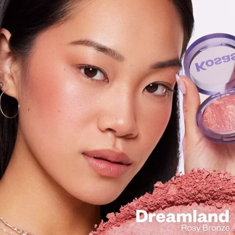 KOSAS BLUSH IS LIFE - RÓŻ W KOMPAKTOWYM PUDRZE KOLOR DREAMLAND