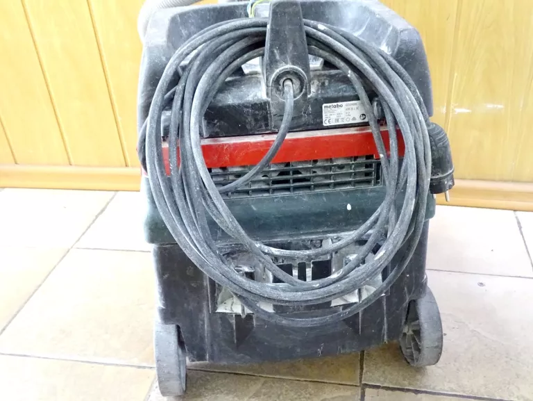 metabo-odkurzacz-uniwersalny-1400w-asr-25l-sc-maksymalna-moc-140000