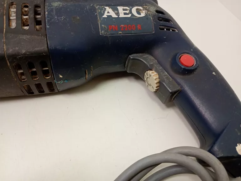 MŁOTOWIERTARKA AEG PN 2200R 600W