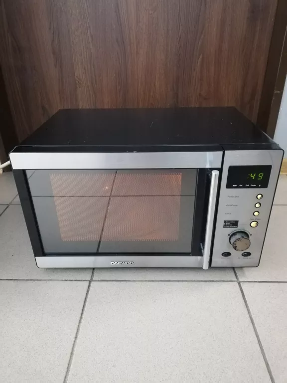 KUCHENKA MIKROFALOWA MIKROFALÓWKA DAEWOO KOG-374R 20L