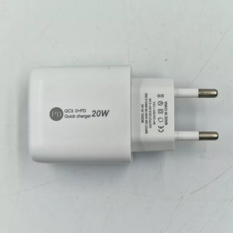 ŁADOWARKA SIECIOWA ADAPTER DISEV TYP C USB 3.0 20W