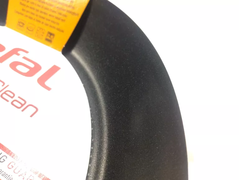 PATELNIA TEFAL 28CM TYTANOWA