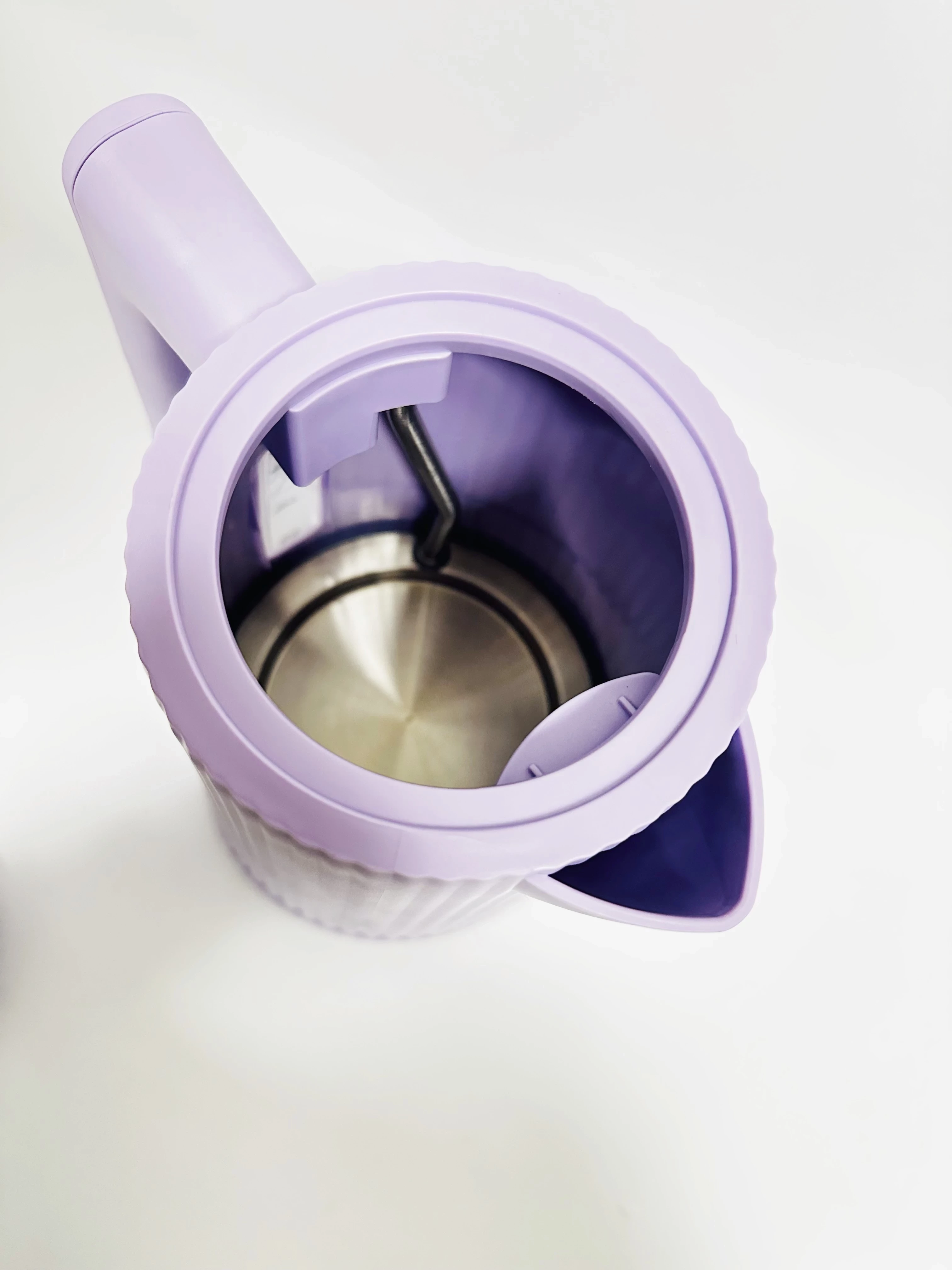 czajnik-elektryczny-silvercres-komplet-kolor-dominujacy-129357-8