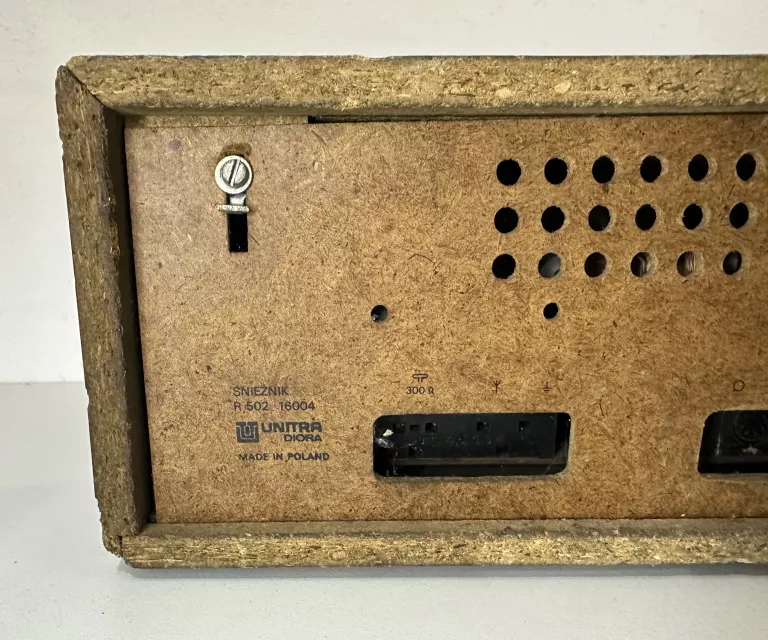 RADIO UNITRA ŚNIEŻNIK R 502