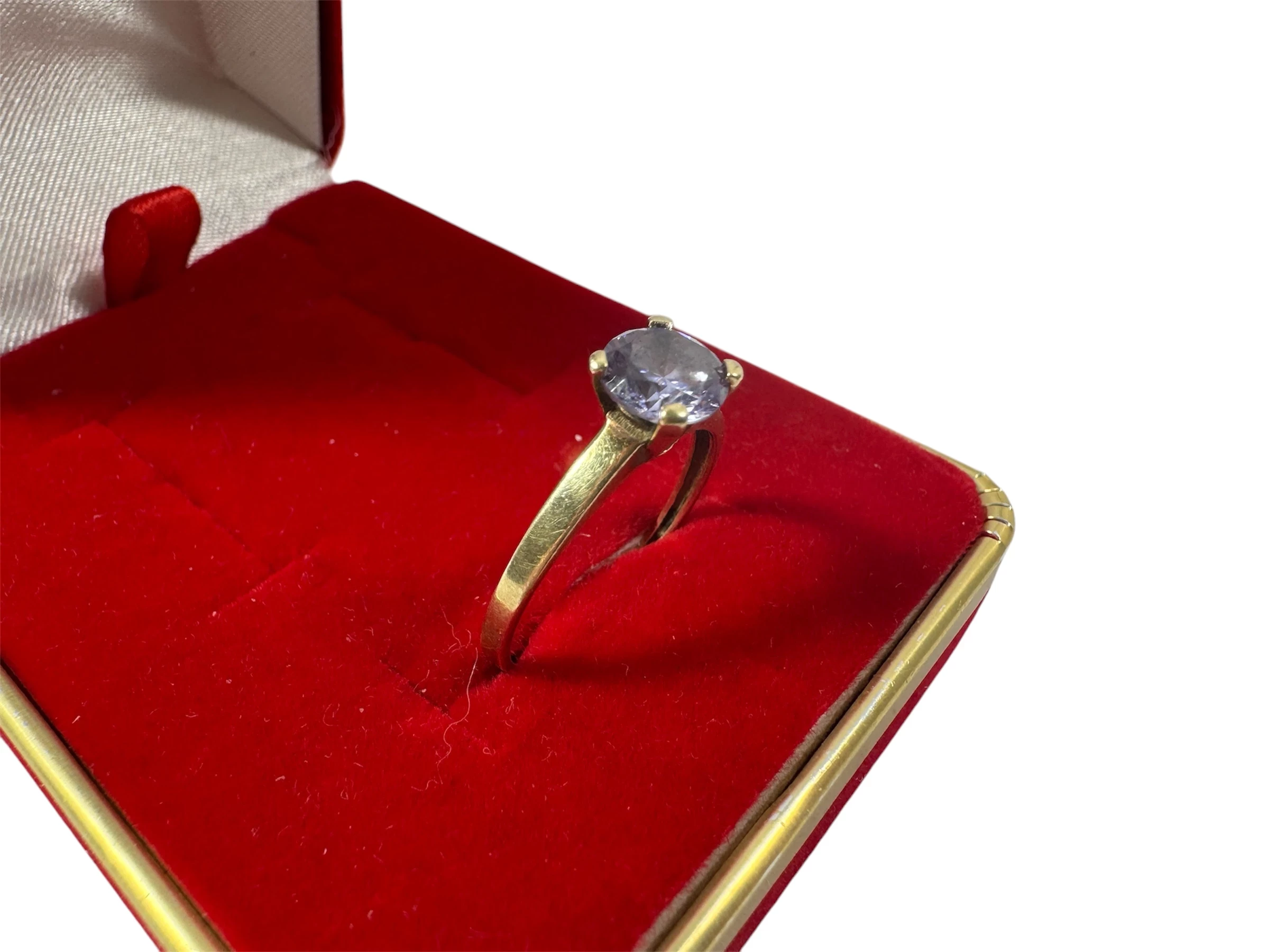 zloty-pierscionek-z-fioletowym-oczkiem-proby-333-154g-16-marka-226434-692805