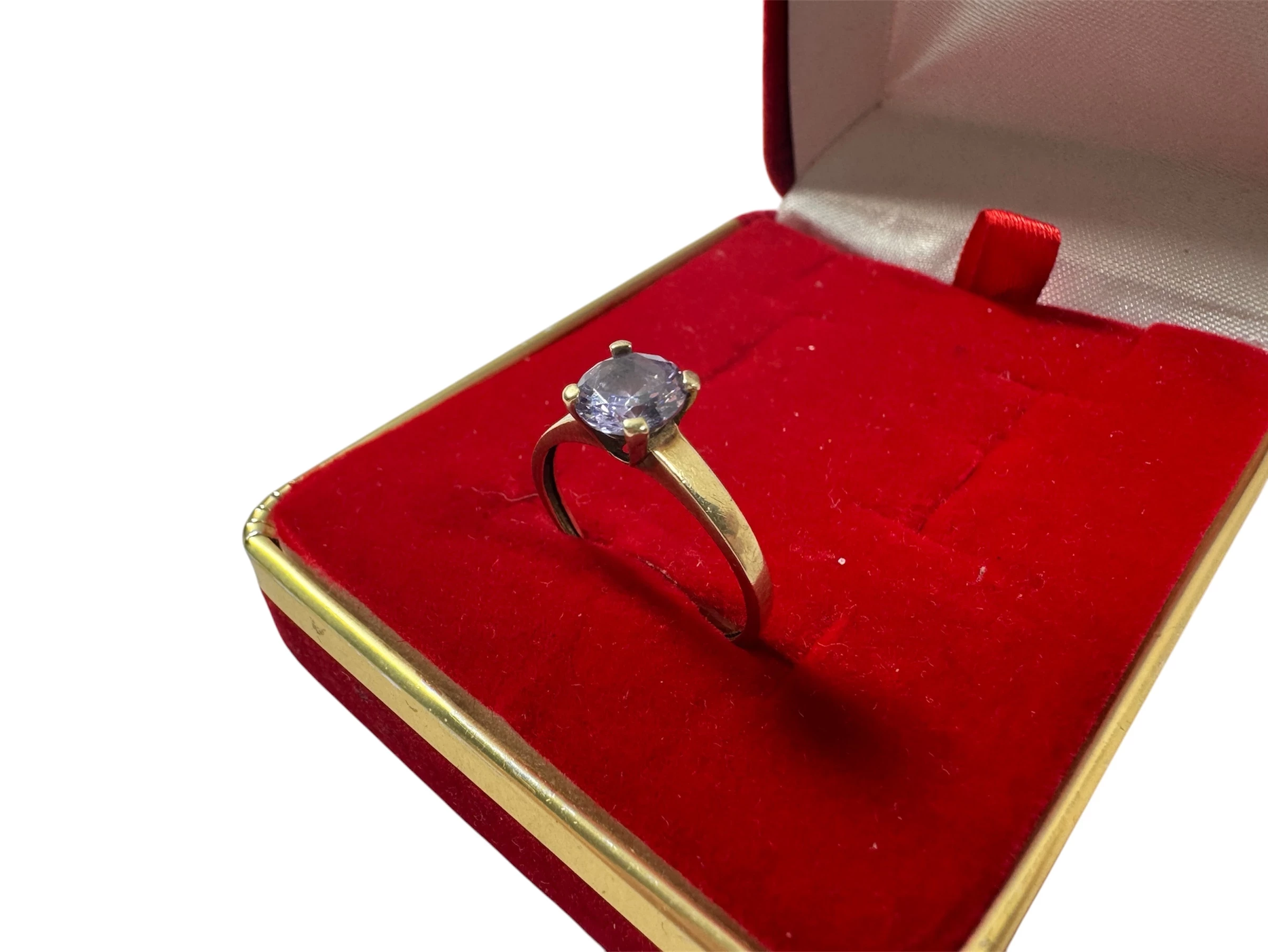 zloty-pierscionek-z-fioletowym-oczkiem-proby-333-154g-16-modlinska-1a-nowy-dwor-maz-sj