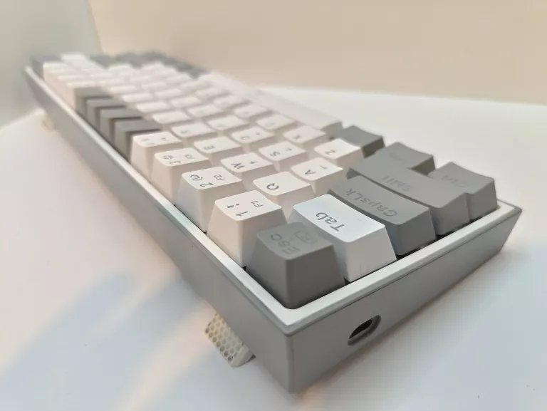 KLAWIATURA MECHANICZNA REDRAGON K617 FIZZ RGB RED BOX SWITCH / KOMPLET