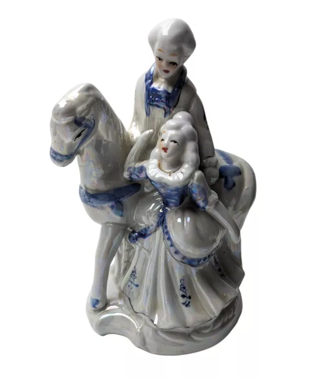 FIGURKA PORCELANOWA KOŃ I SZLACHIC