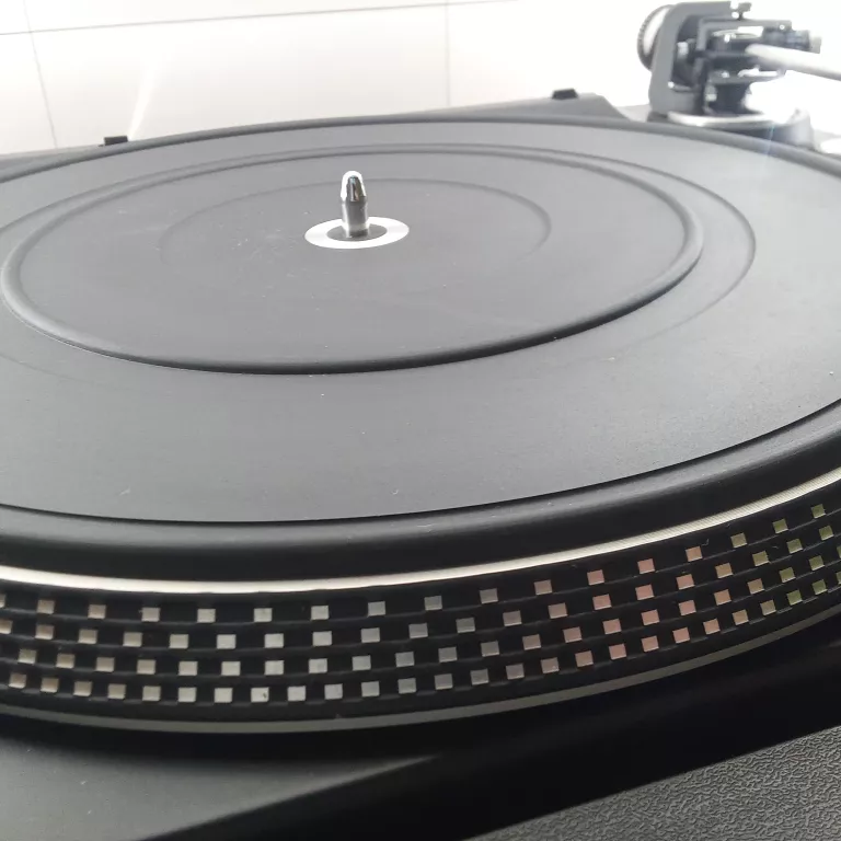 GRAMOFON DUAL CS 606