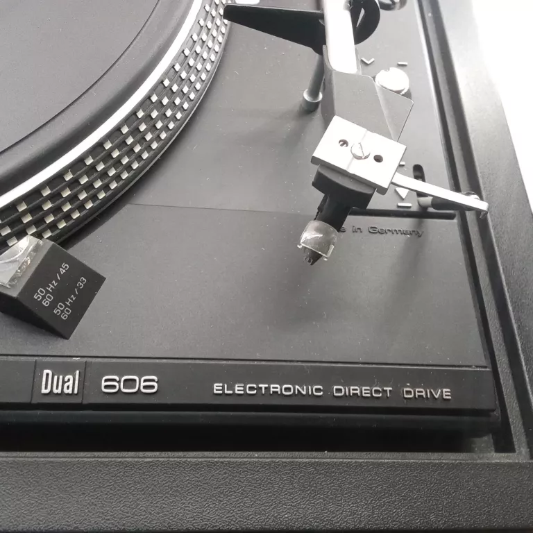 GRAMOFON DUAL CS 606