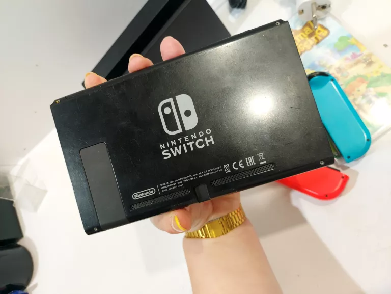 KONSOLA NINTENDO SWITCH