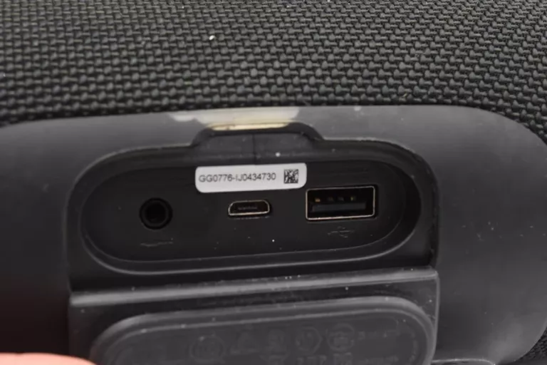 jbl-charge-3-funkcje-221089-2