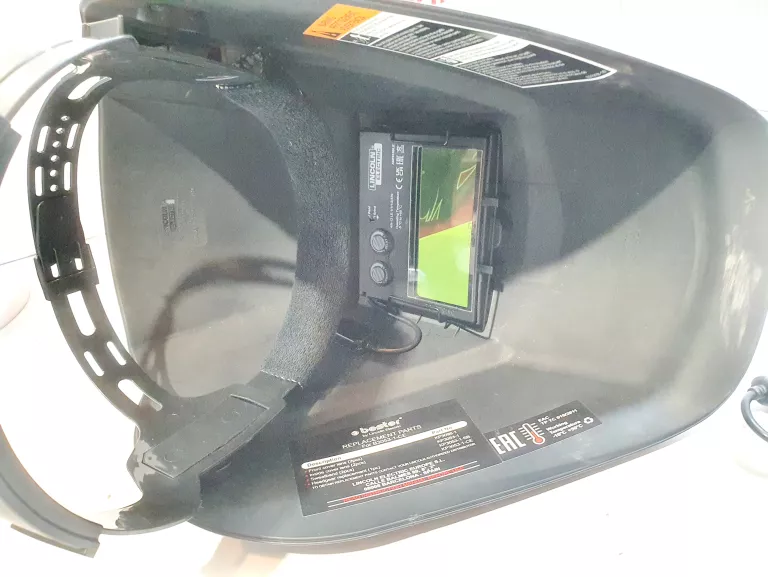 PRZYŁBICA SPAWALNICZA AUTOMATYCZNA SAMOŚCIEMNIAJĄCA BESTER SCREEN II