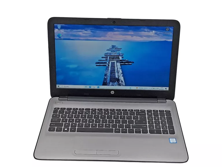 LAPTOP HP 15-AY152NW 15,6" I5-7200U 8/256GB SSD INTEL HD GRAPHICS 620