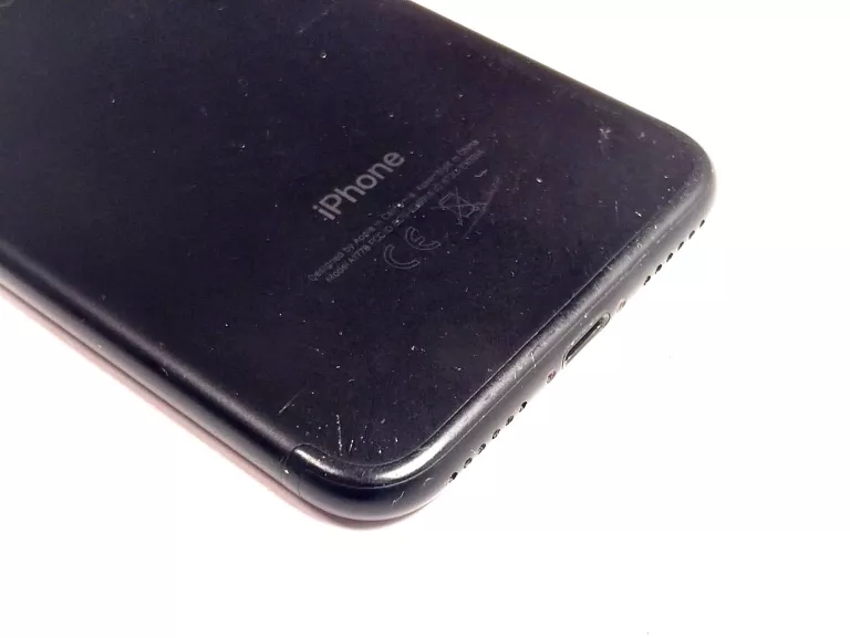TELEFON IPHONE 7 128GB + ŁADOWARKA, BATERIA 100%
