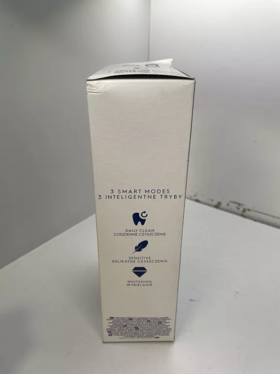 SZCZOTECZKA ORAL-B IO SERIA 3