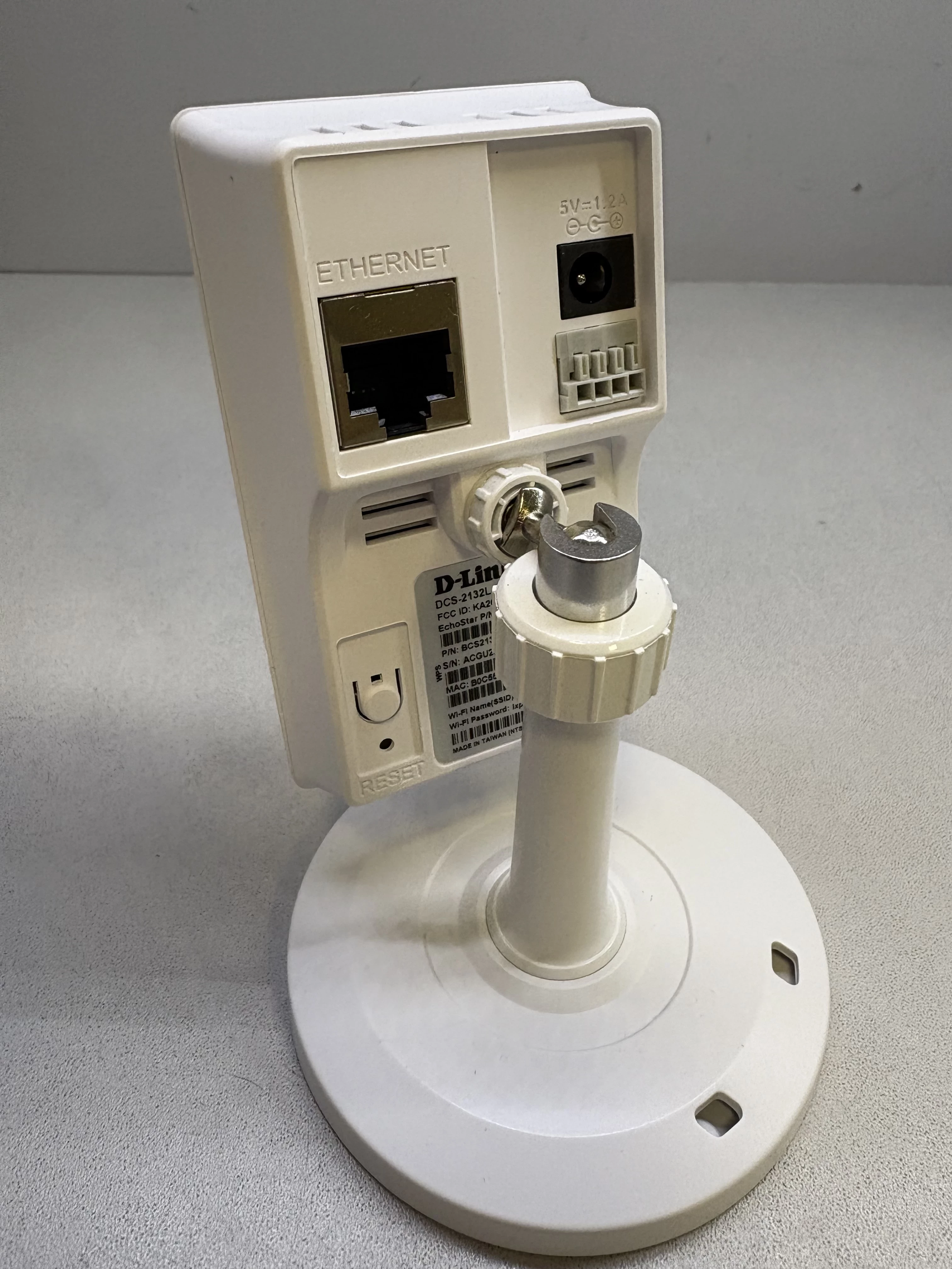 kamera-kompaktowa-box-ip-d-link-dcs-2132le-092-mpx-komplet-kod-producenta-dcs-2132le