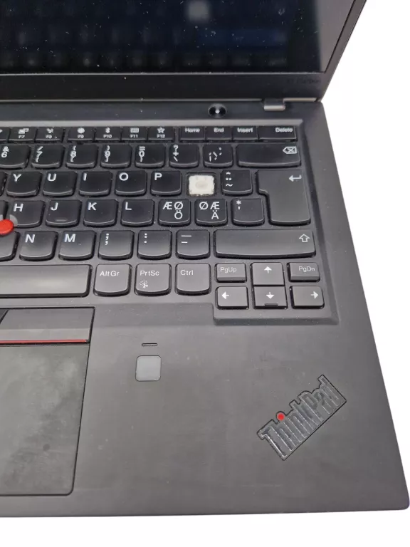 LAPTOP LENOVO THINKPAD X1 CARBON 8 GB / 256 GB / I5-825U / OPIS