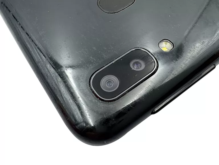 TELEFON SAMSUNG GALAXY A20E 3/32GB 5,8'' DUAL SIM