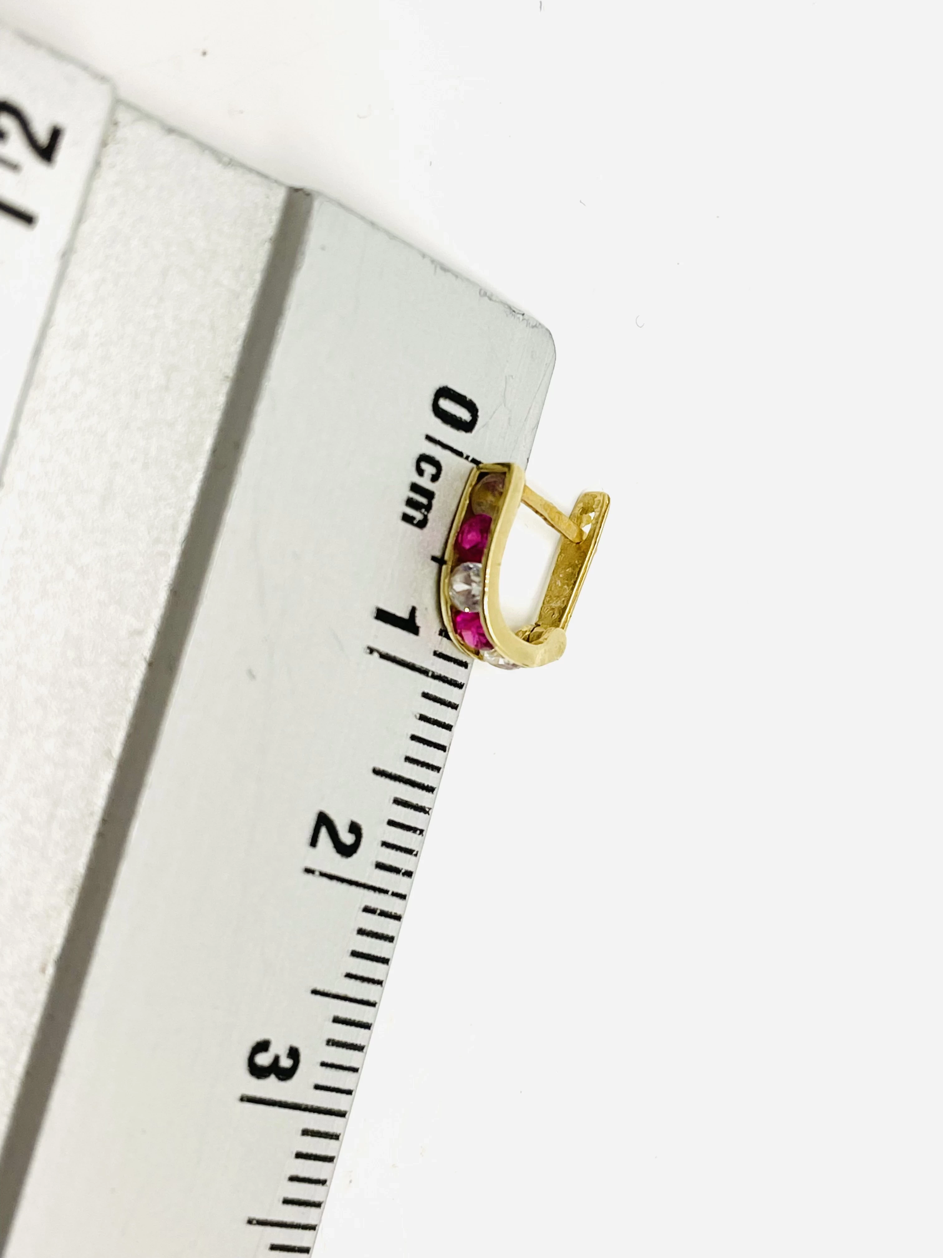 delikatne-zlote-kolczyki-p585-070-g-stan-11323-2