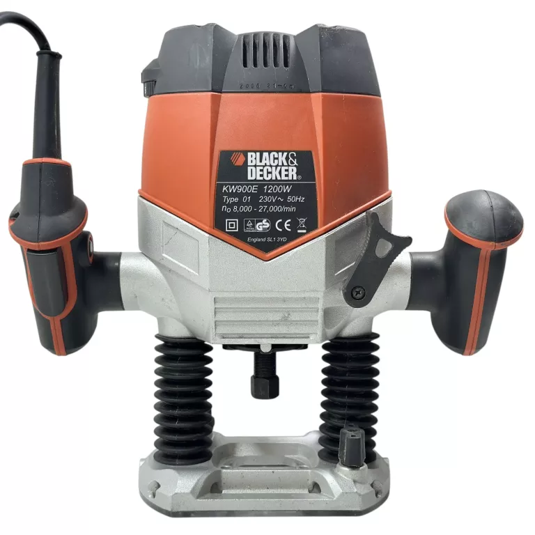 FREZARKA BLACK & DECKER KW900E WALIZKA