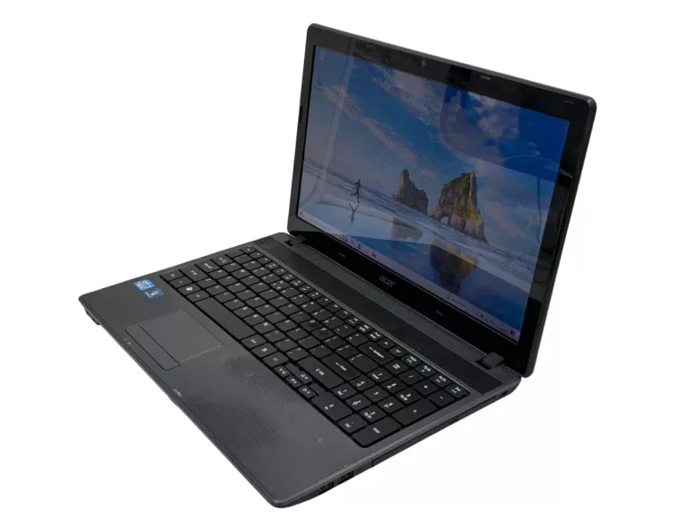LAPTOP ACER 5749 15,6" I3-2330M 4GB RAM 240GB SSD