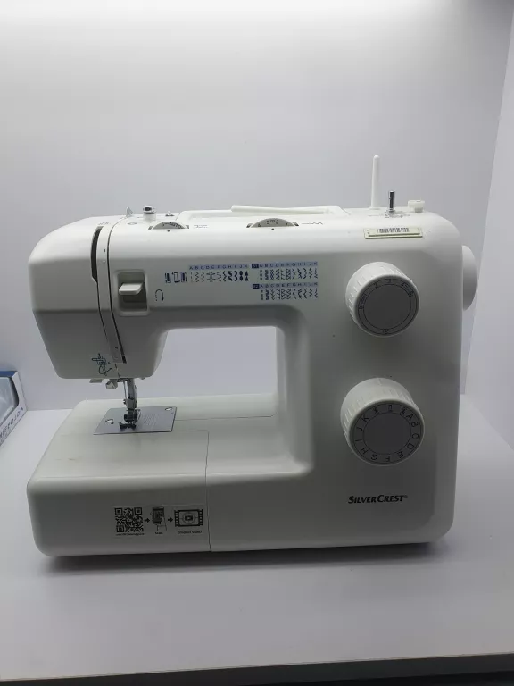 MASZYNA DO SZYCIA SILVERCREST SNM 33 B2