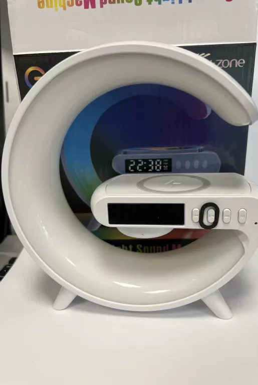 LAMPKA NA BIURKO LED ŁADOWARKA INDUKCYJNA BUDZIK RADIO NOCNA GAMINGOWA
