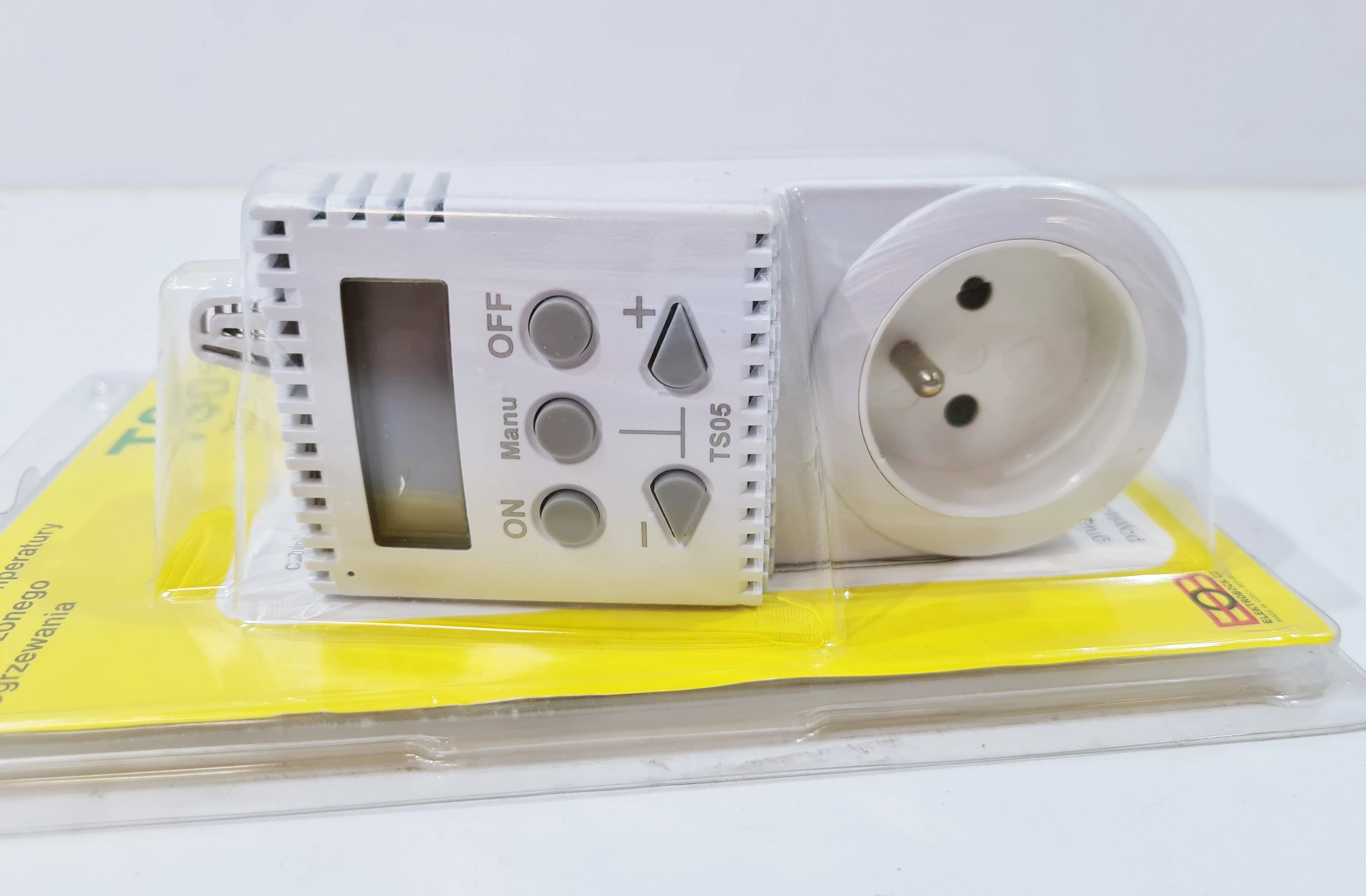 termostat-gniazdkowy-elektrobock-ts05-sterownik-powystawowy-ean-gtin-8594012221703