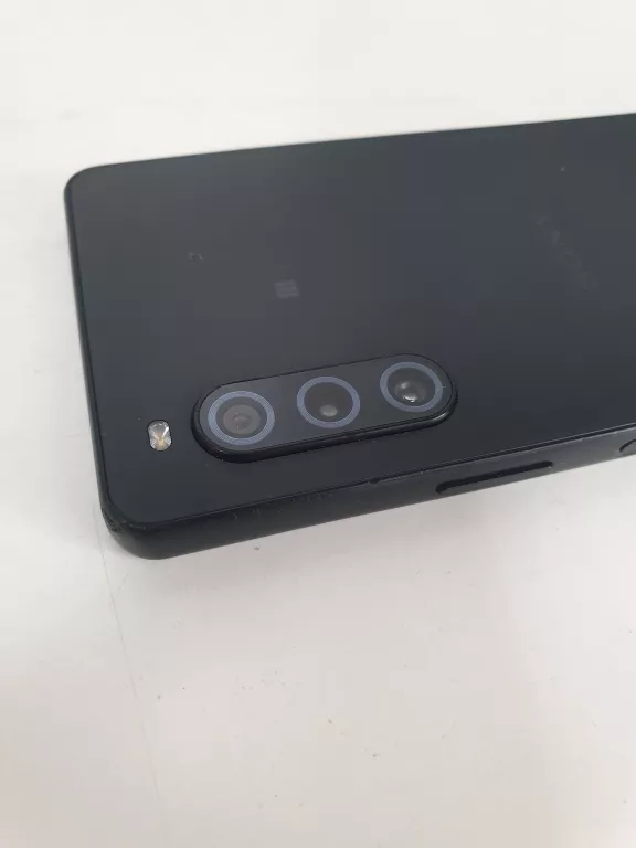 TELEFON SONY XPERIA 10 V 5G 6/128 GB - POPĘKANY EKRAN
