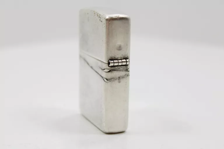 ZAPALNICZKA ZIPPO MARLBORO
