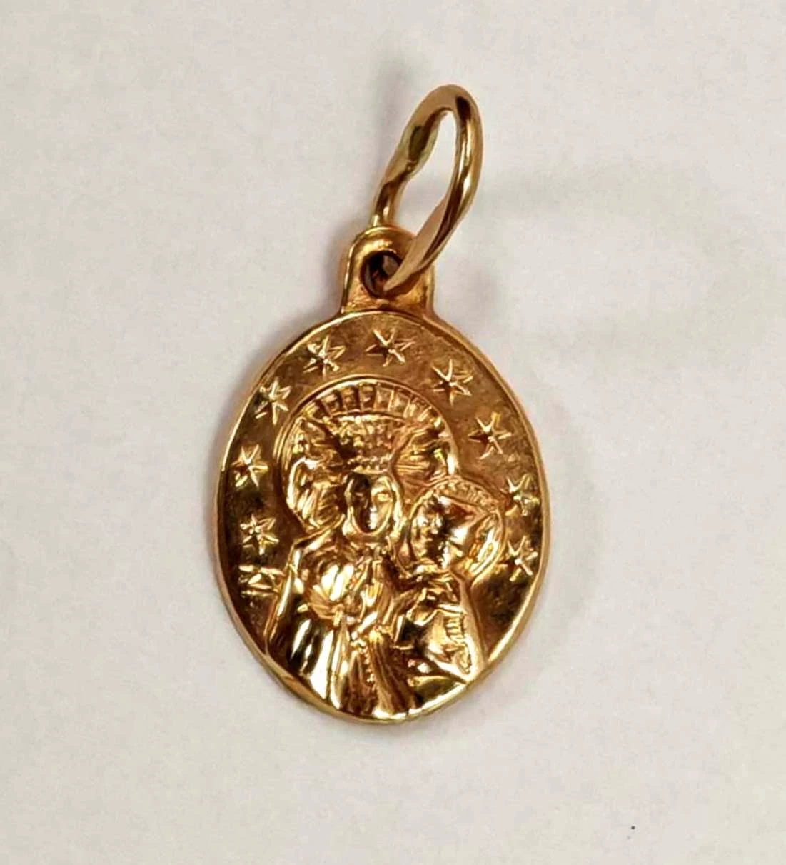 medalik-matka-boska-rozowe-zloto-dewocjonalja-585-104g-9x18mm-zwyciestwa-9-gliwice-g1