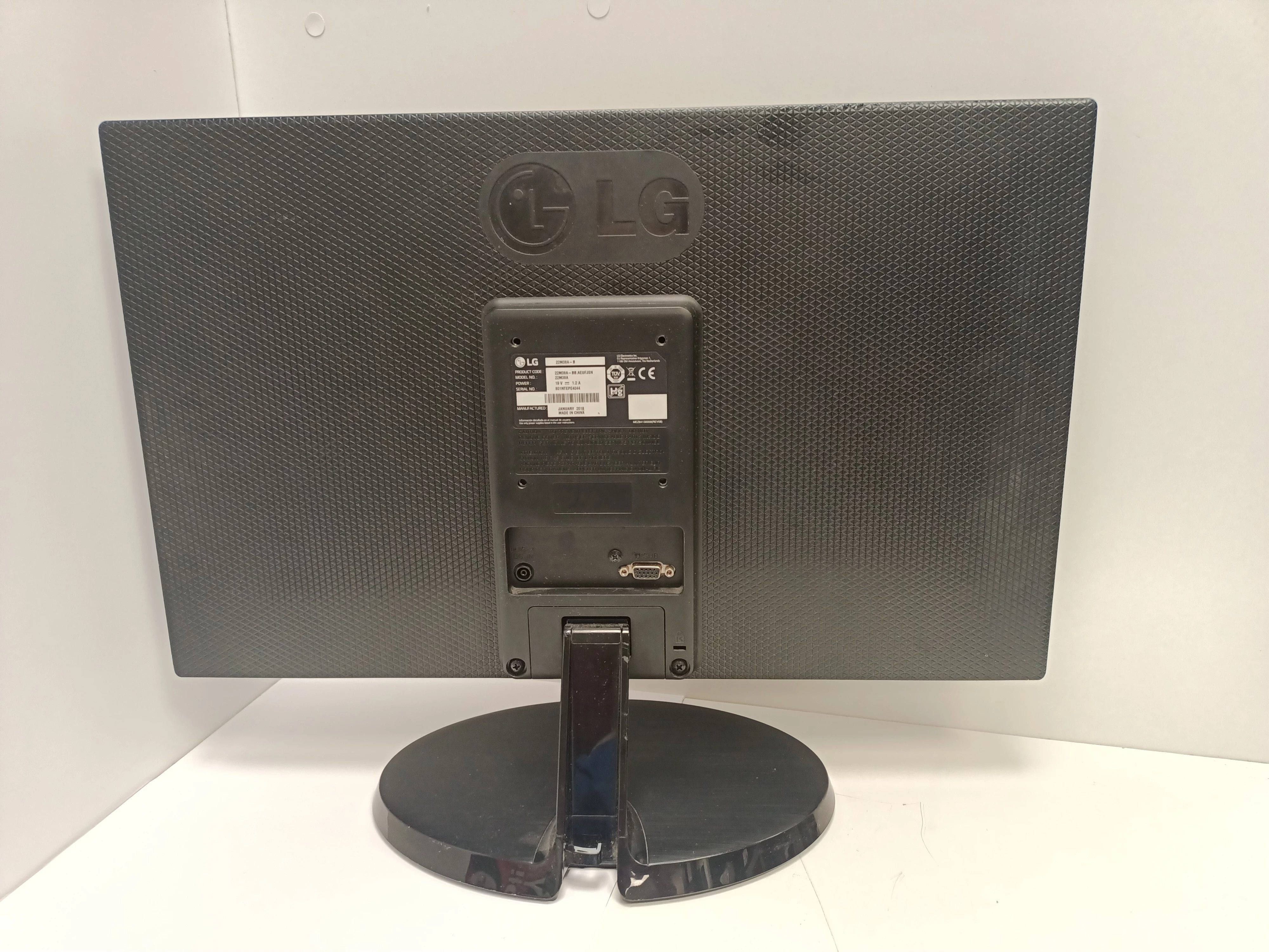 lg-22m38a-22-full-hd-monitor-led-idealny-do-biura-i-domu-klasa-efektywnosci-energetycznej-247945-1057917