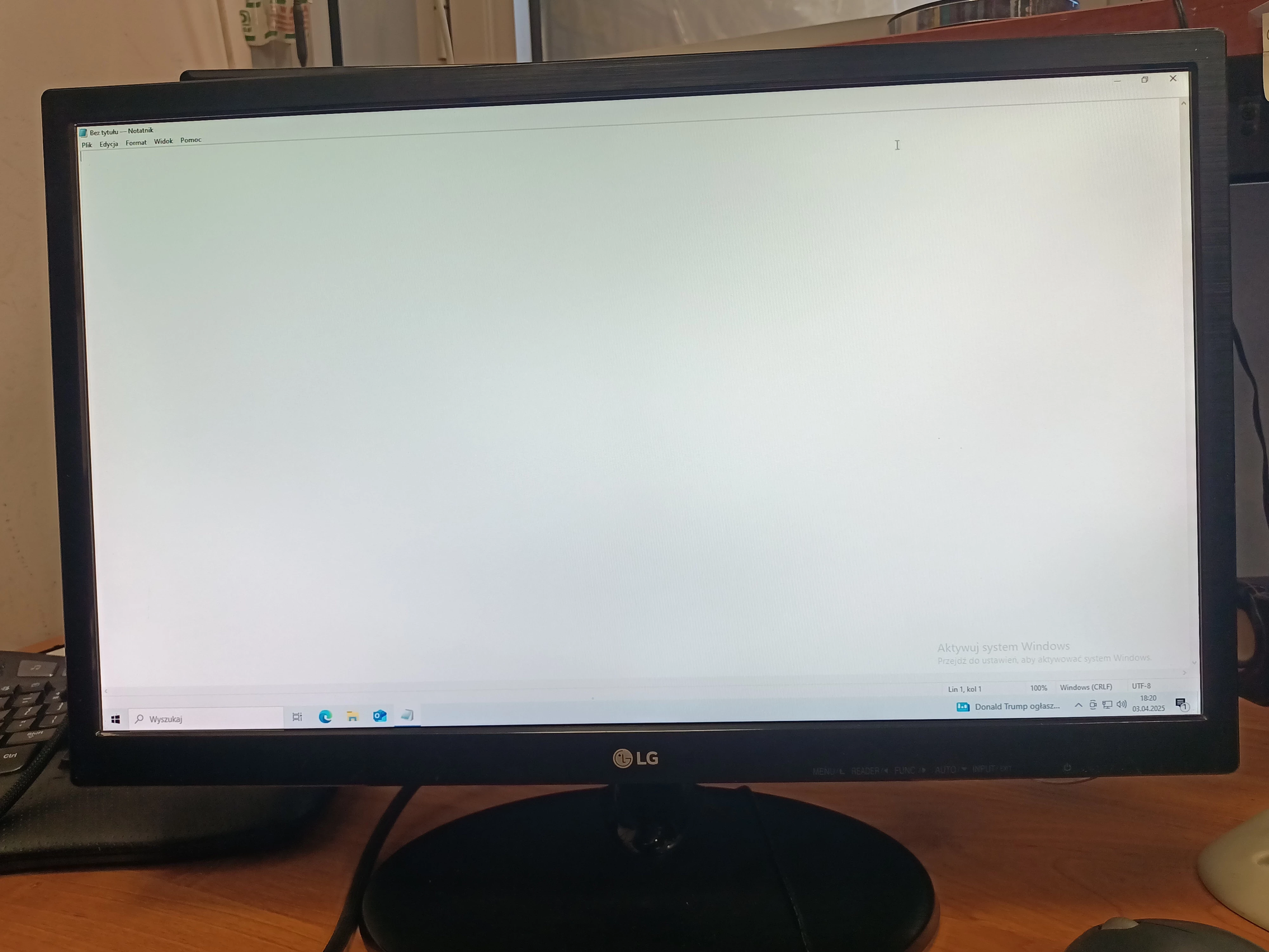 lg-22m38a-22-full-hd-monitor-led-idealny-do-biura-i-domu-przekatna-ekranu-cale-2150